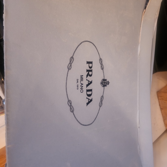 Prada snow boots size 10 - Picture 8 of 9